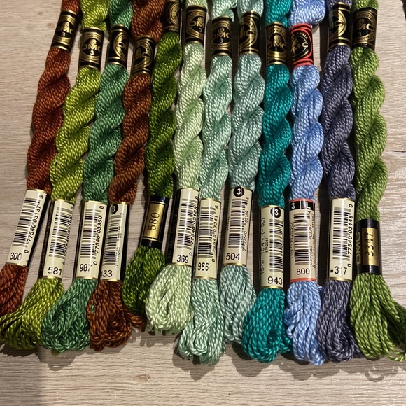 DMC Size 3 Pearl Cotton threads - Picture 4 of 5